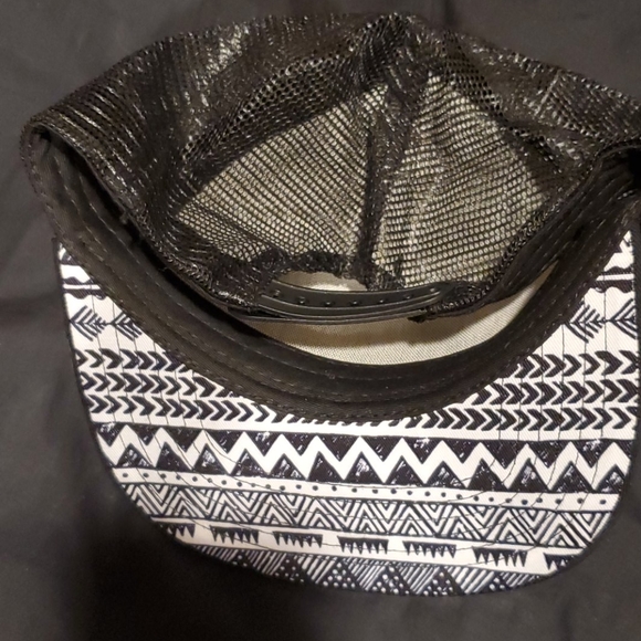 Apache Pine Snapback Hat - Picture 2 of 2